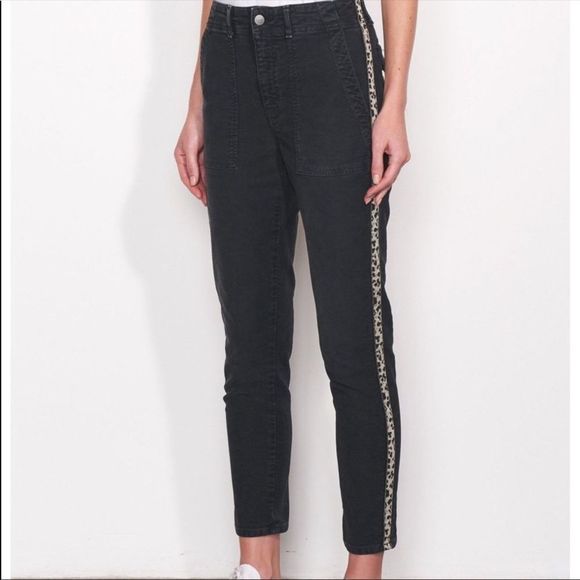 SUNDRY Leopard Trim High Rise cropped Jeans - Picture 1 of 8